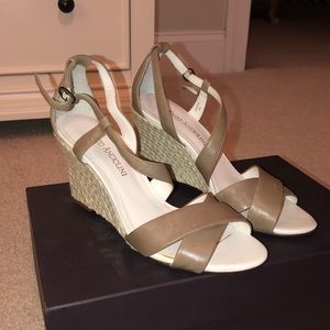 Enzo Angiolini Wedges
